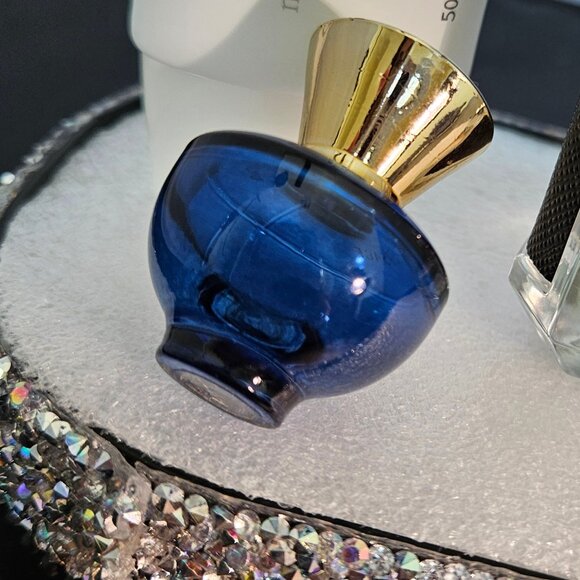 VERSACE pour femme Dylan Blue Bottle (empty) 0.17 oz 4.83 mL - Picture 7 of 8